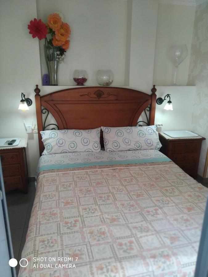 Habitacion Familiar En Un Atico Con Gran Terraza Y,Cocina ,En La Playa Burriana Ngoại thất bức ảnh