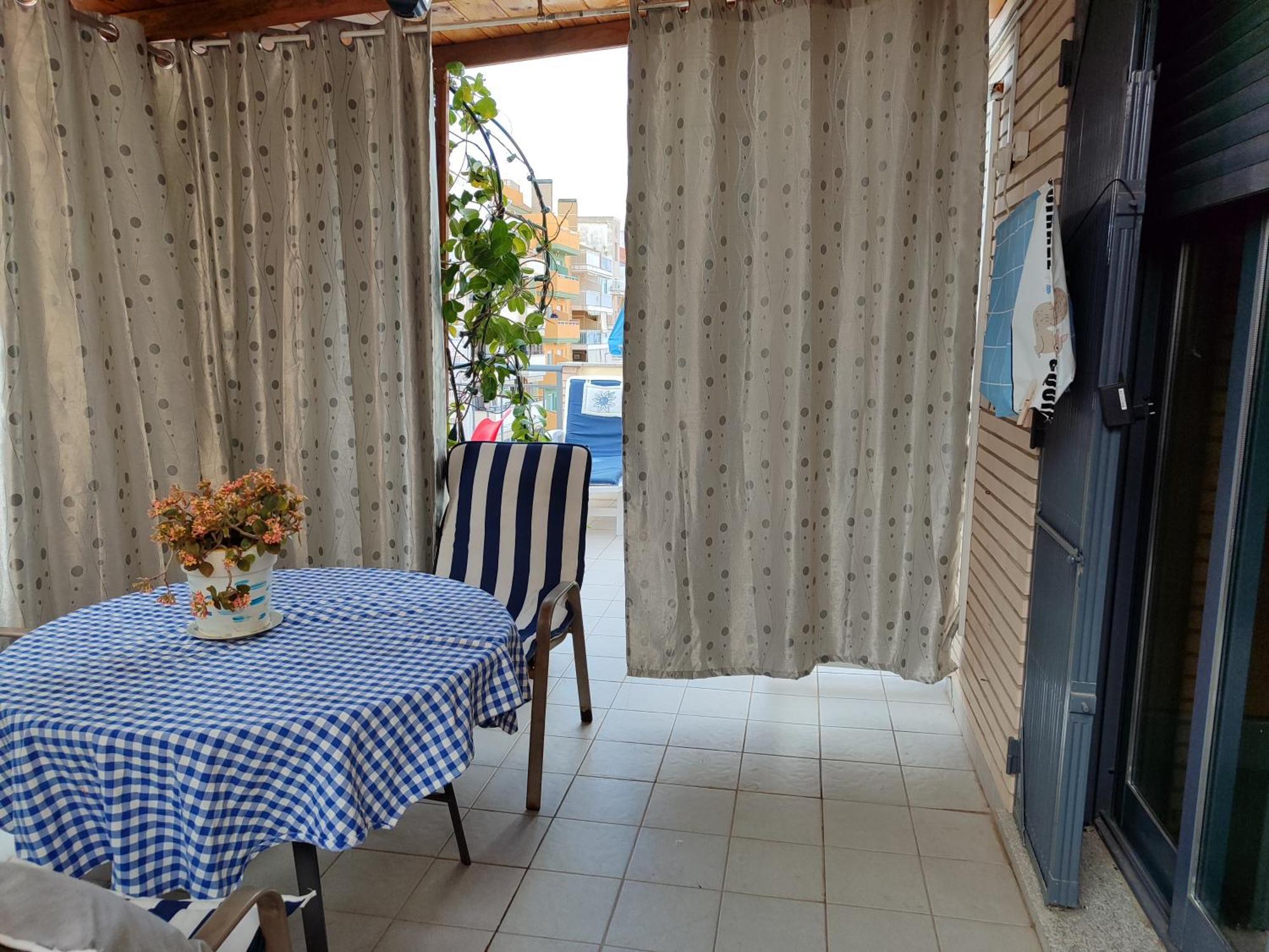Habitacion Familiar En Un Atico Con Gran Terraza Y,Cocina ,En La Playa Burriana Ngoại thất bức ảnh