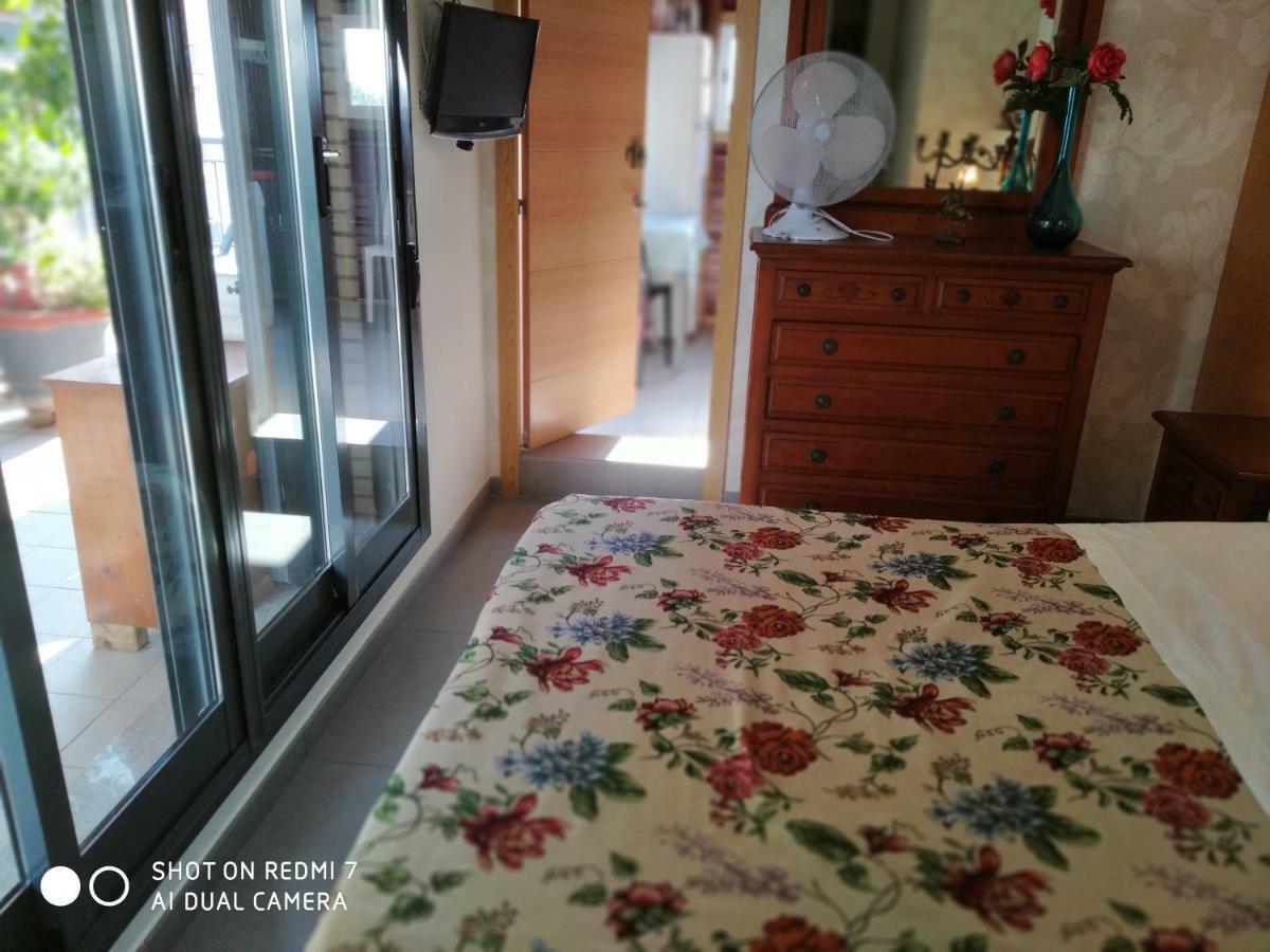 Habitacion Familiar En Un Atico Con Gran Terraza Y,Cocina ,En La Playa Burriana Ngoại thất bức ảnh